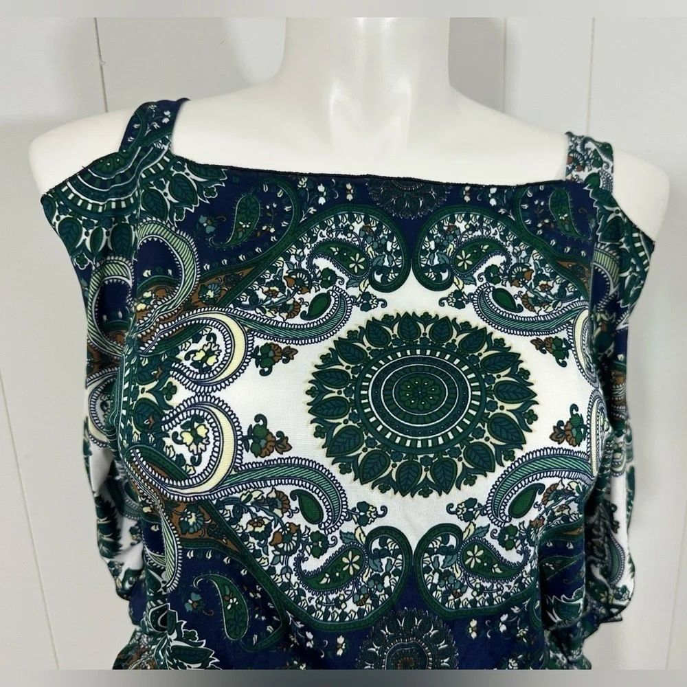 NEW Jon & Anna Top Sz L Blue Cold Shoulder Short Sleeve Casual Elastic Waist